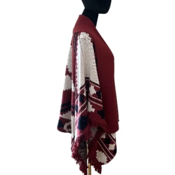 Authentic L’AGENCE Austin Jacquard Cape in Red Aztec | Size XXS - Picture 6 of 12